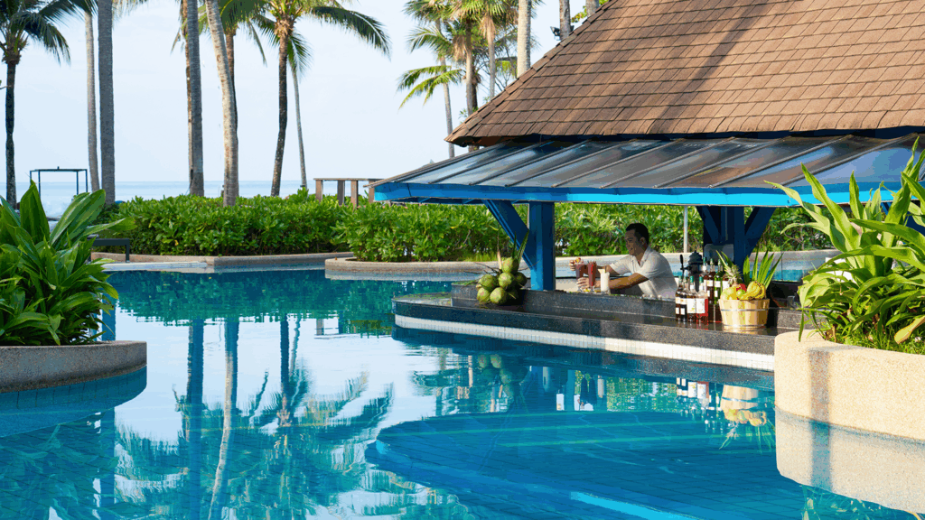 Phuket Marriott Resort & Spa, Merlin Beach - swim-up pool bar