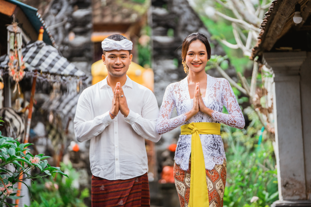 Balinese couple dressed in traditional clothing